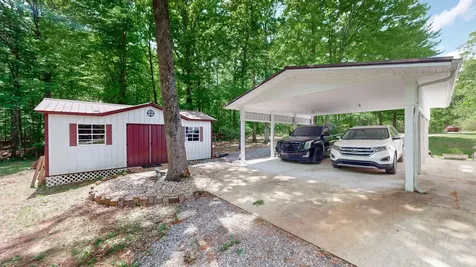 250 Brazzell Road Dickson TN 37055