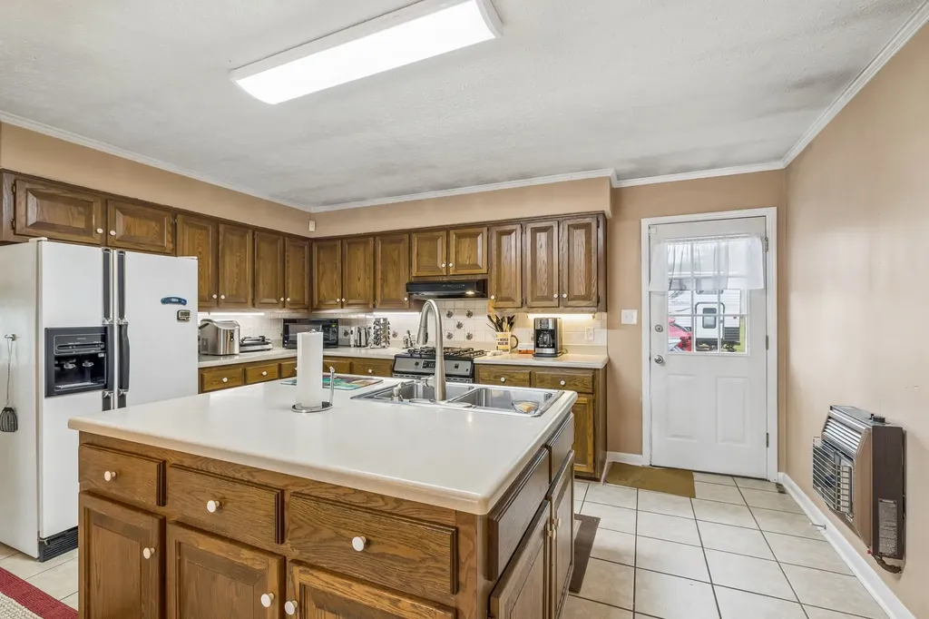 7102 Hartsville Pike Lebanon TN 37087