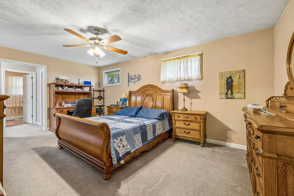 7102 Hartsville Pike Lebanon TN 37087