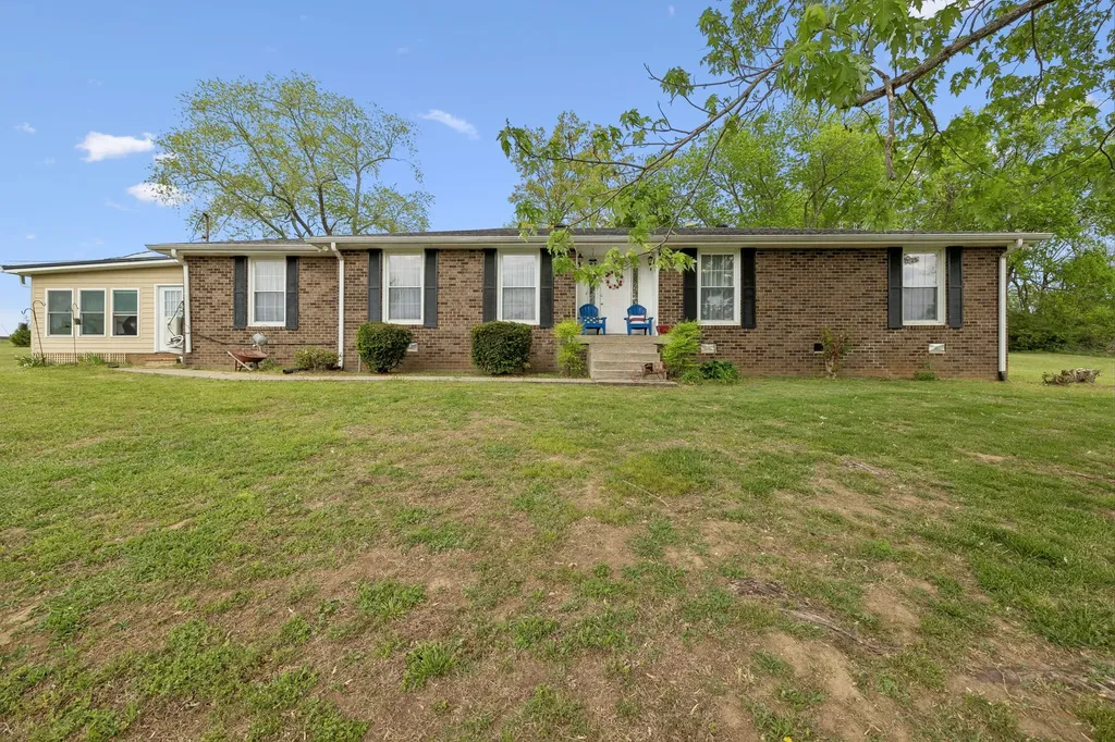 7102 Hartsville Pike Lebanon TN 37087