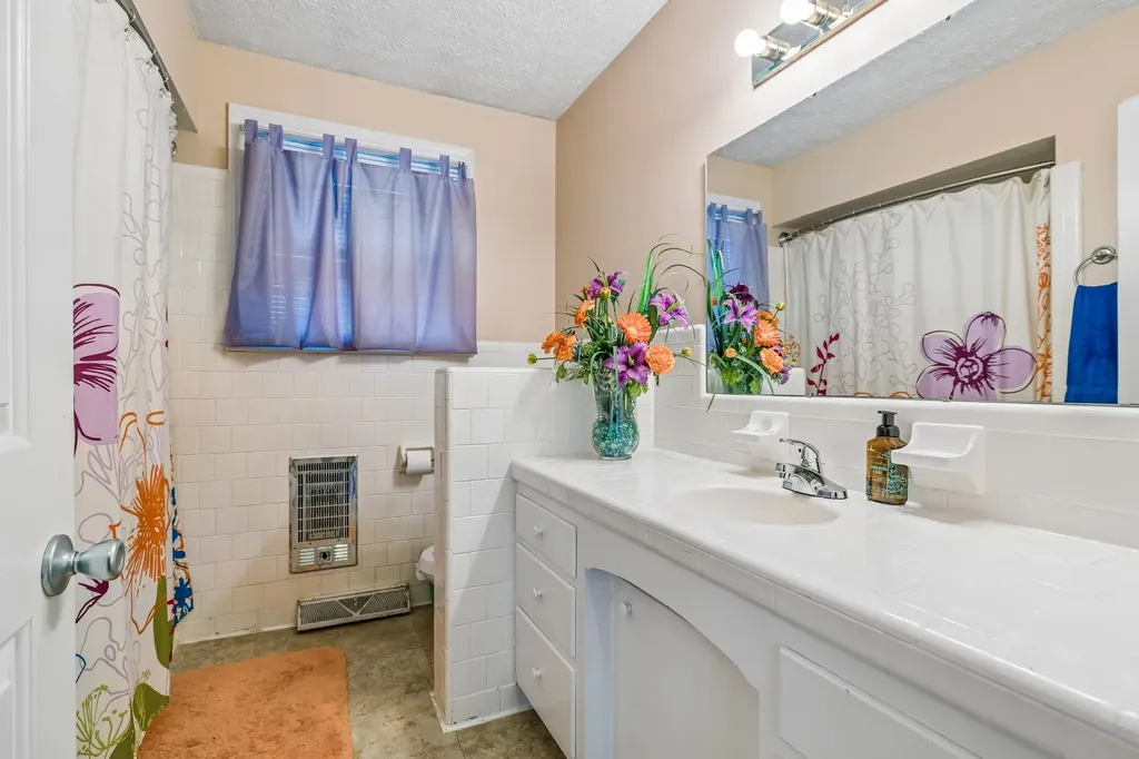 7102 Hartsville Pike Lebanon TN 37087