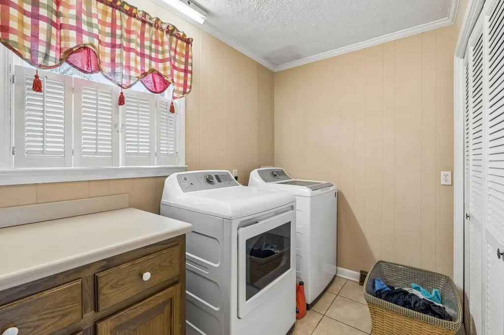 7102 Hartsville Pike Lebanon TN 37087