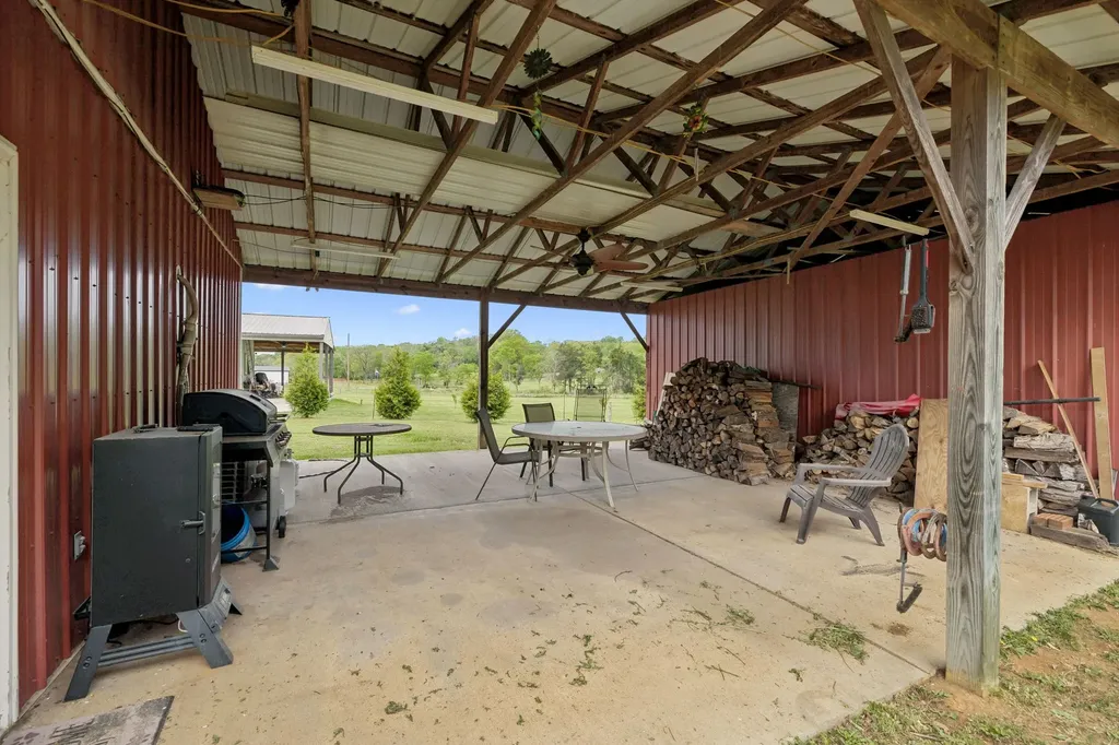 7102 Hartsville Pike Lebanon TN 37087