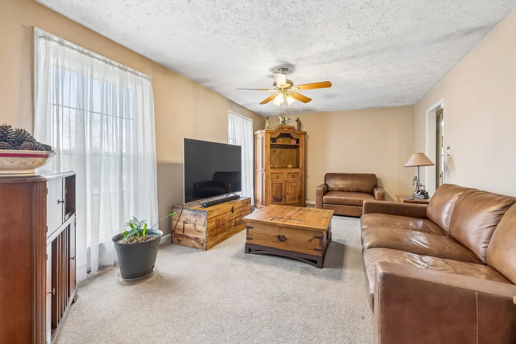 7102 Hartsville Pike Lebanon TN 37087