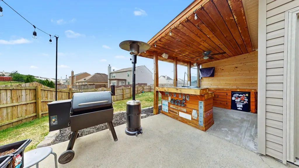 629 Pemberton Drive Lebanon TN 37087