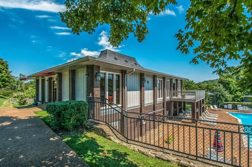 21 Vaughns Gap Road Nashville TN 37205