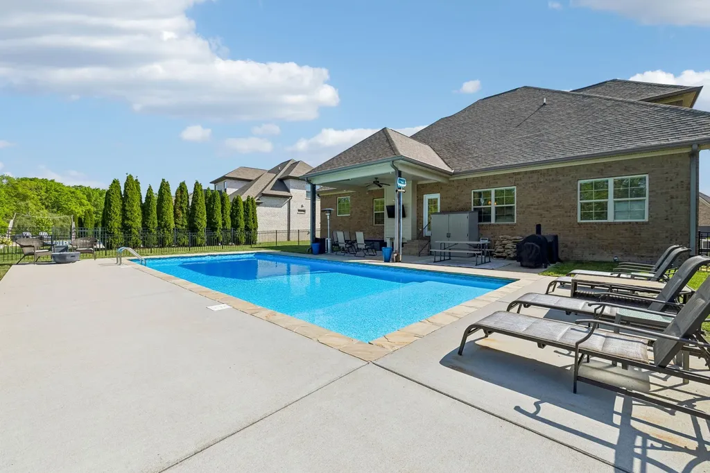 4145 Miles Johnson Parkway Spring Hill TN 37174