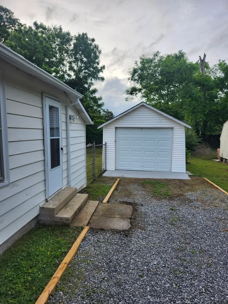 207 28th Street Old Hickory TN 37138