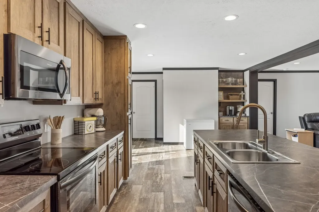 2089 Bear Creek Pike Columbia TN 38401