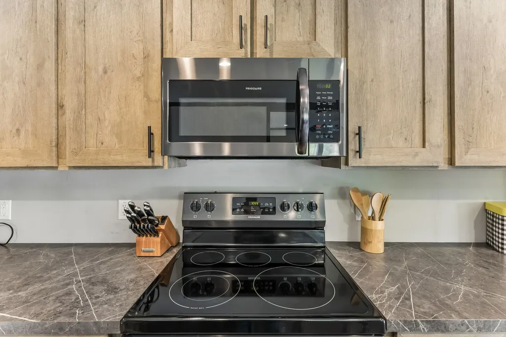 2089 Bear Creek Pike Columbia TN 38401