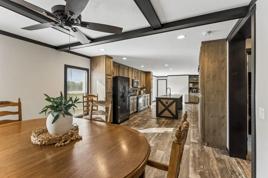2089 Bear Creek Pike Columbia TN 38401