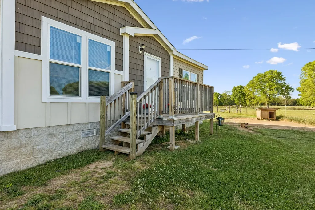 2089 Bear Creek Pike Columbia TN 38401