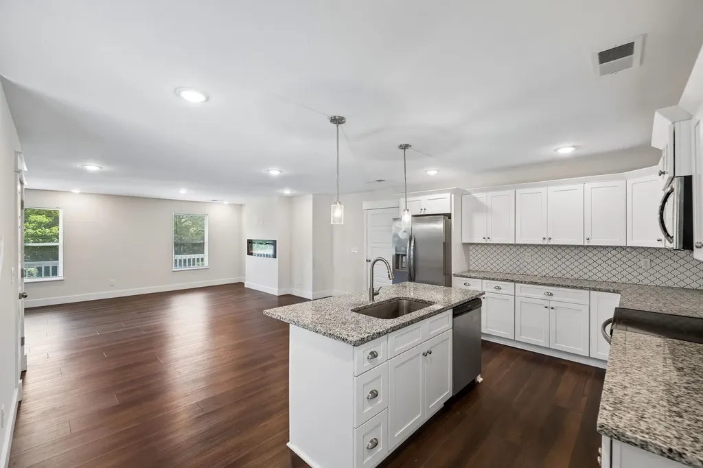 1016 Forestwood Road Ashland City TN 37015