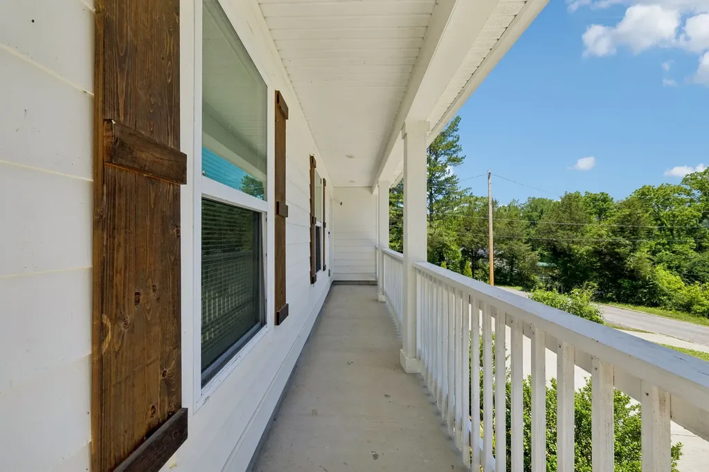 1016 Forestwood Road Ashland City TN 37015