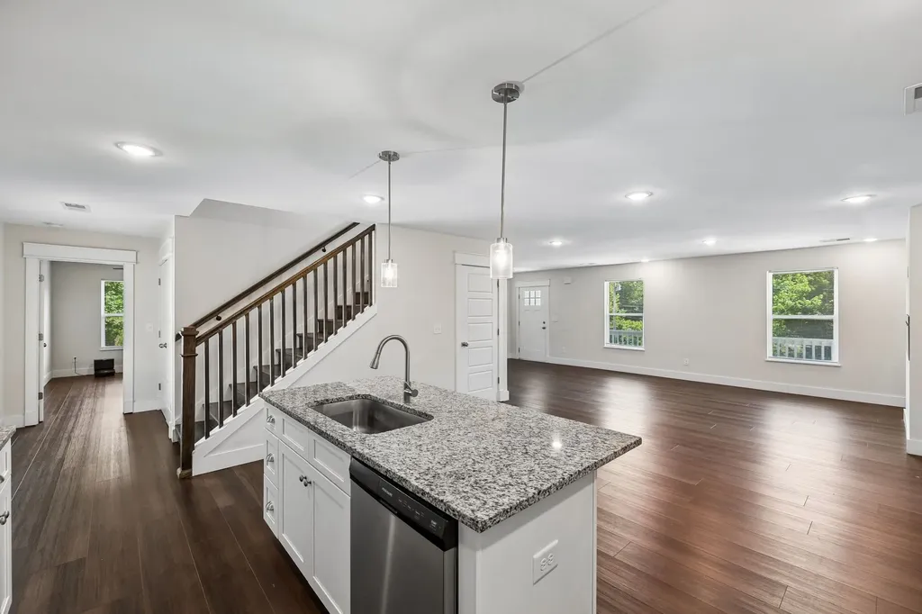 1016 Forestwood Road Ashland City TN 37015