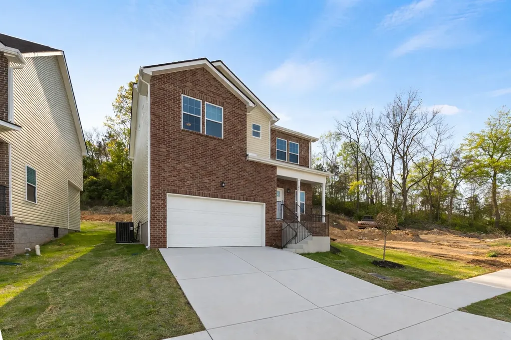 4745 Long Branch Antioch TN 37013