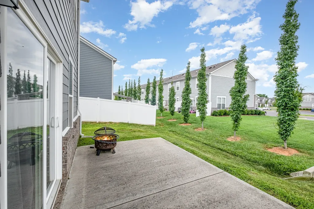 1704 Lannister Avenue Murfreesboro TN 37128