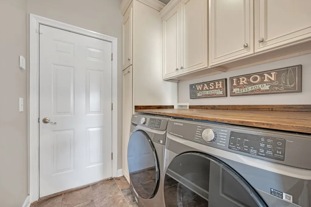 2717 Rosedale Place Nashville TN 37211