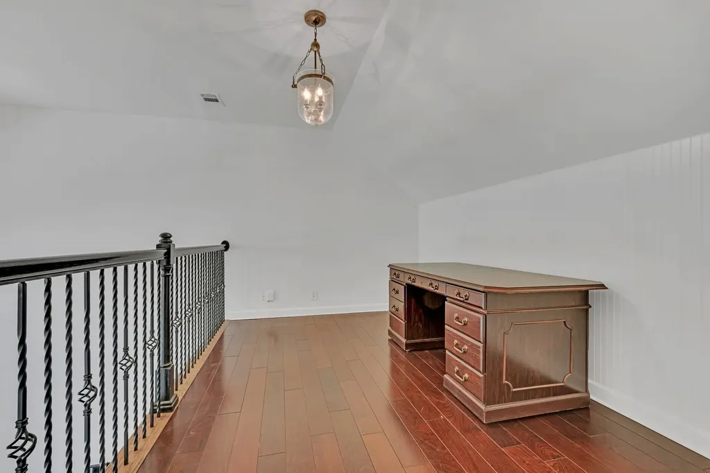 2717 Rosedale Place Nashville TN 37211