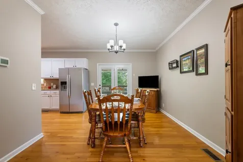 637 Coopertown Road Unionville TN 37180