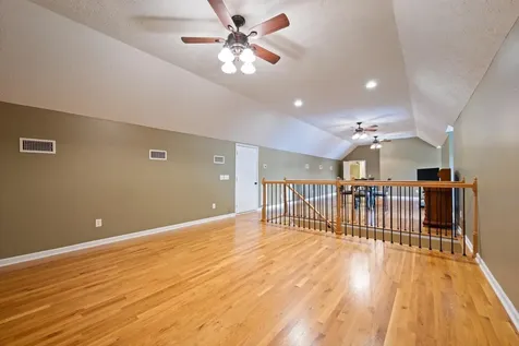 637 Coopertown Road Unionville TN 37180