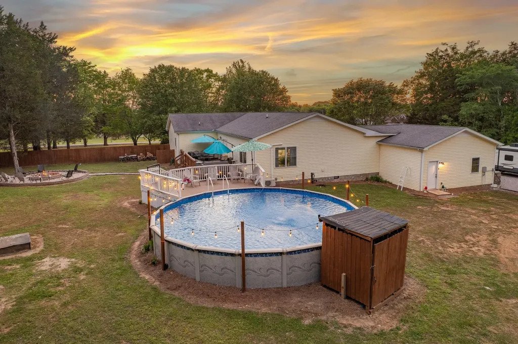 4751 Thick Road Chapel Hill TN 37034