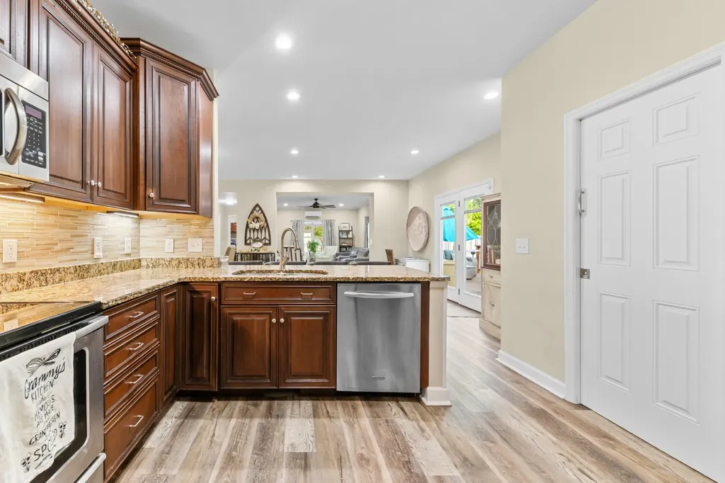 4751 Thick Road Chapel Hill TN 37034