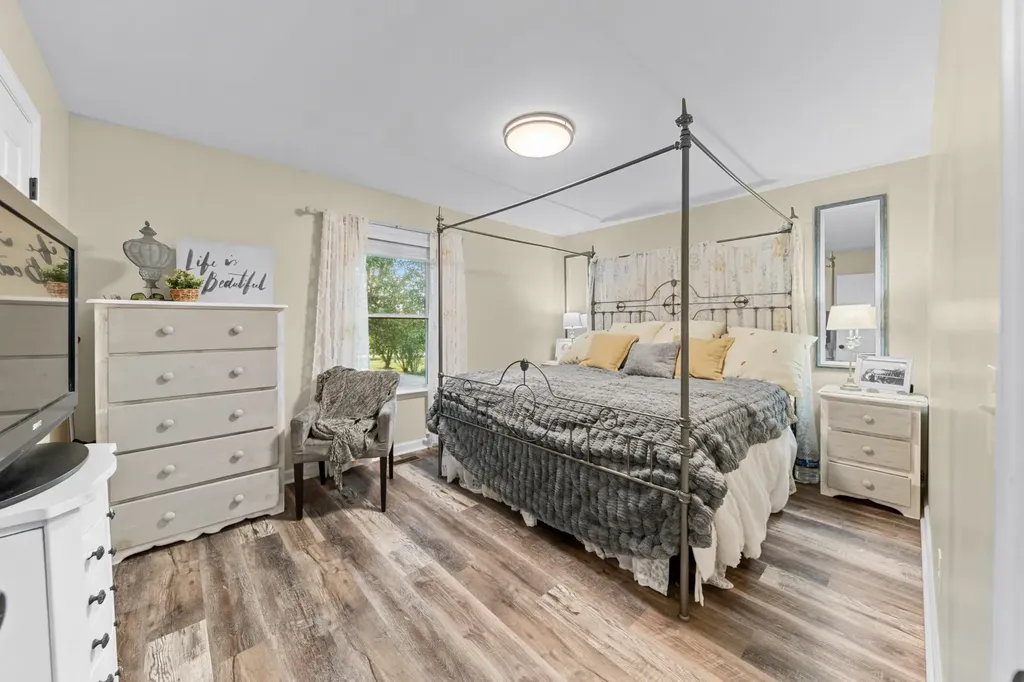 4751 Thick Road Chapel Hill TN 37034