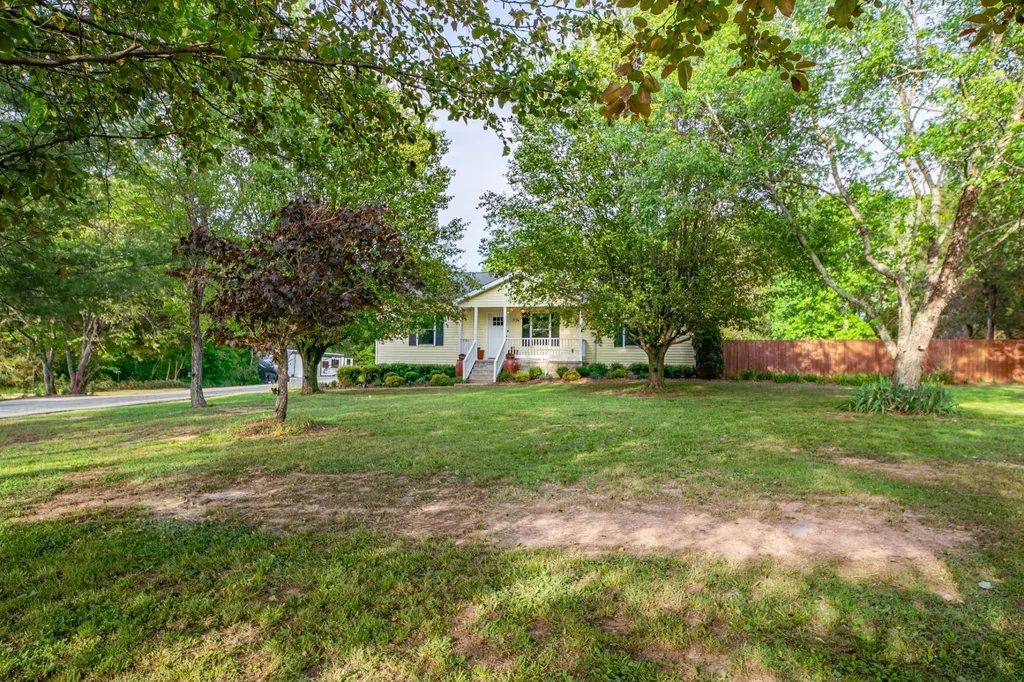 4751 Thick Road Chapel Hill TN 37034