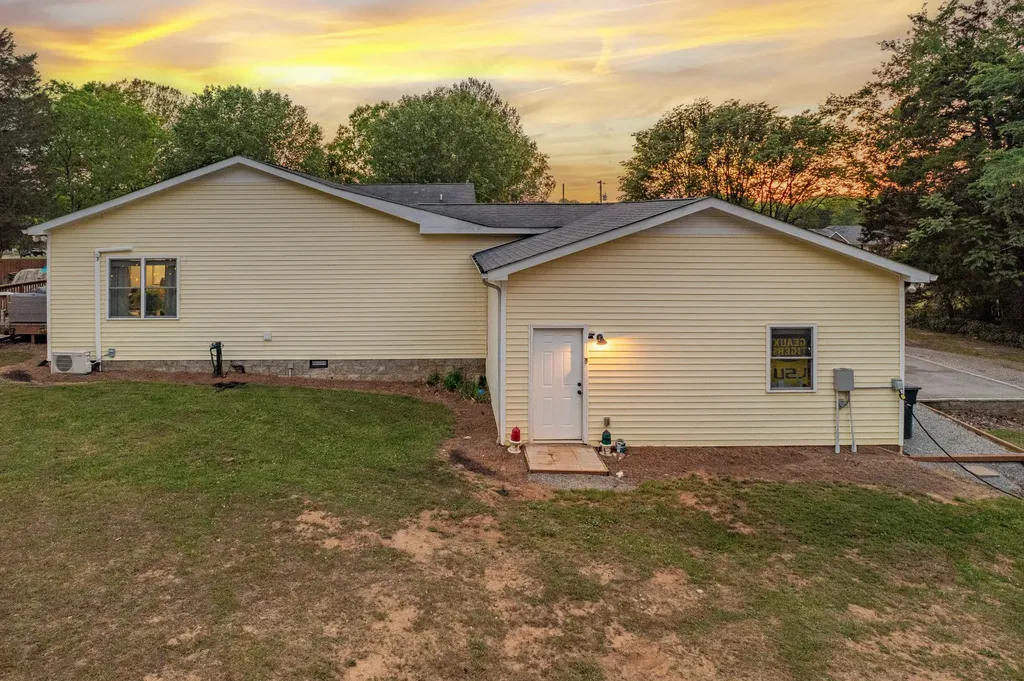 4751 Thick Road Chapel Hill TN 37034