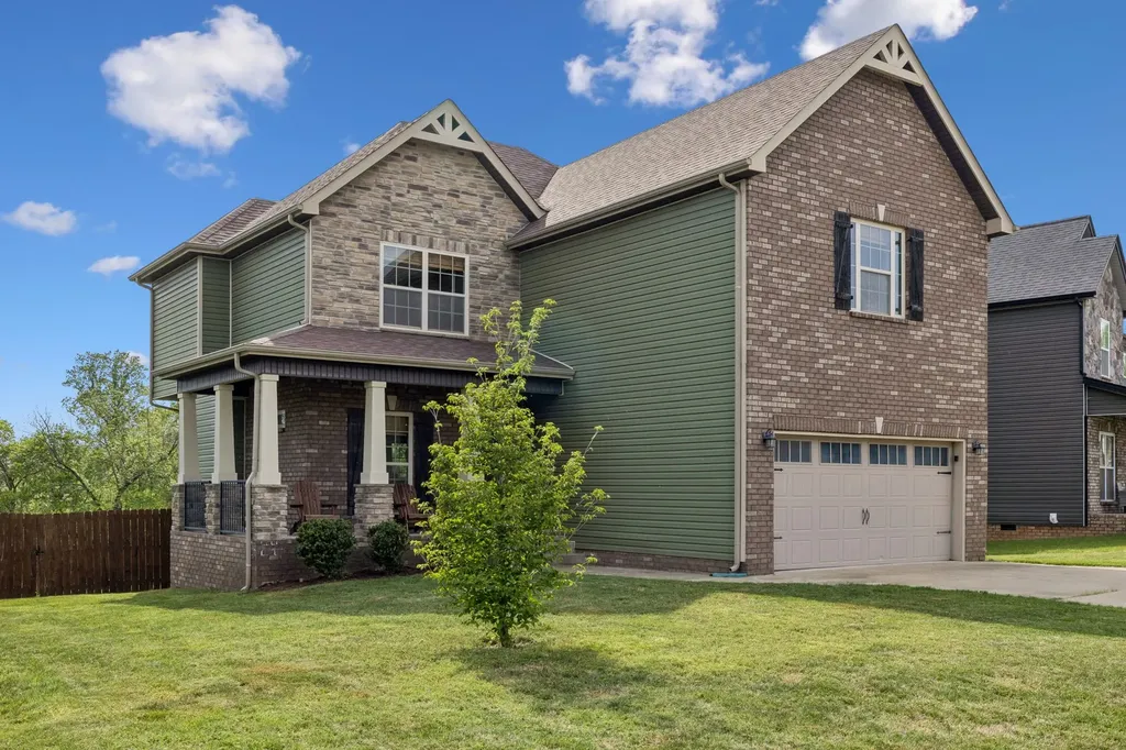 1035 Barnhill Road Clarksville TN 37043