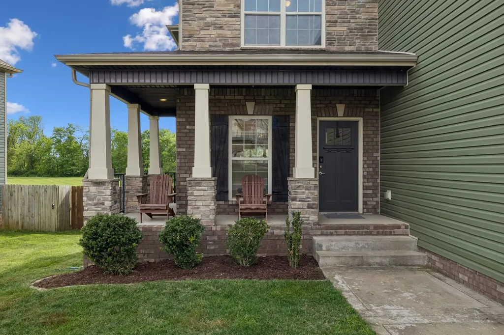 1035 Barnhill Road Clarksville TN 37043