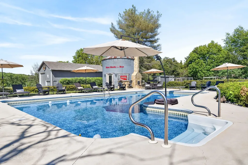 2235 Hidden Cove Road Cookeville TN 38506