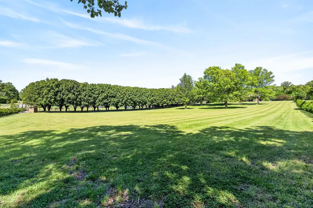 2235 Hidden Cove Road Cookeville TN 38506
