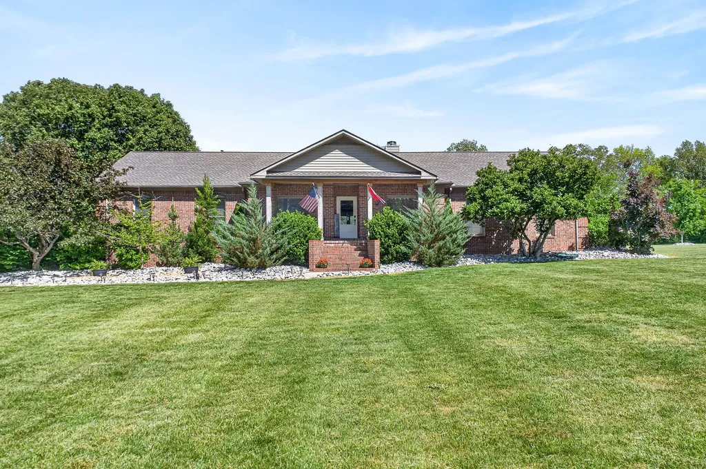 2235 Hidden Cove Road Cookeville TN 38506