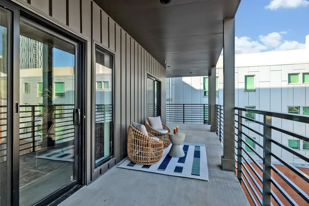 635 7th Ave, S Nashville TN 37203