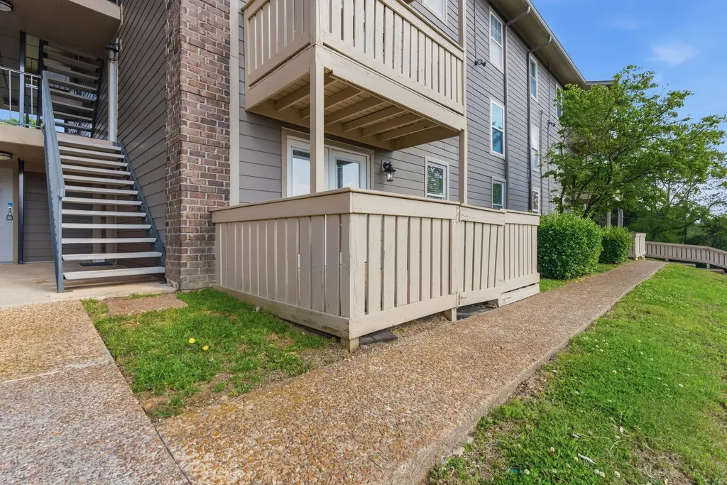 707 Ashlawn Place Nashville TN 37211