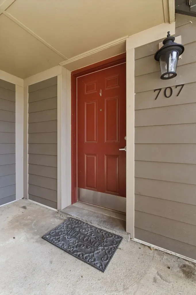 707 Ashlawn Place Nashville TN 37211