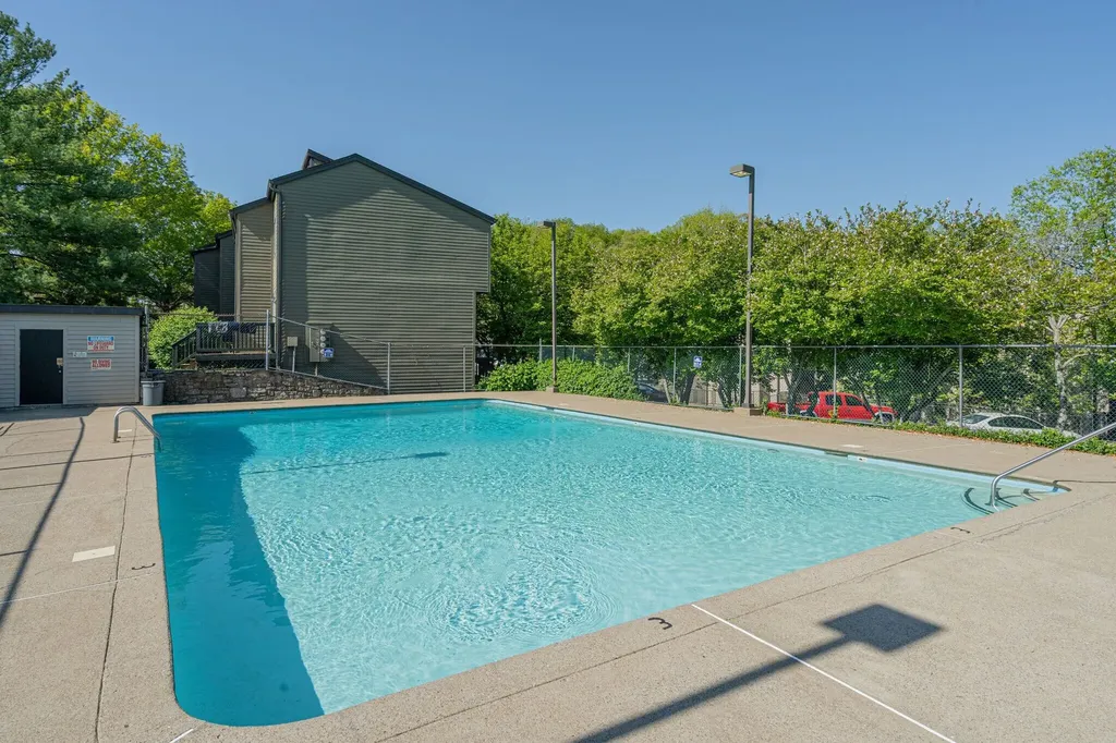 404 Summit Ridge Place Nashville TN 37215