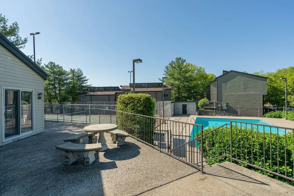404 Summit Ridge Place Nashville TN 37215