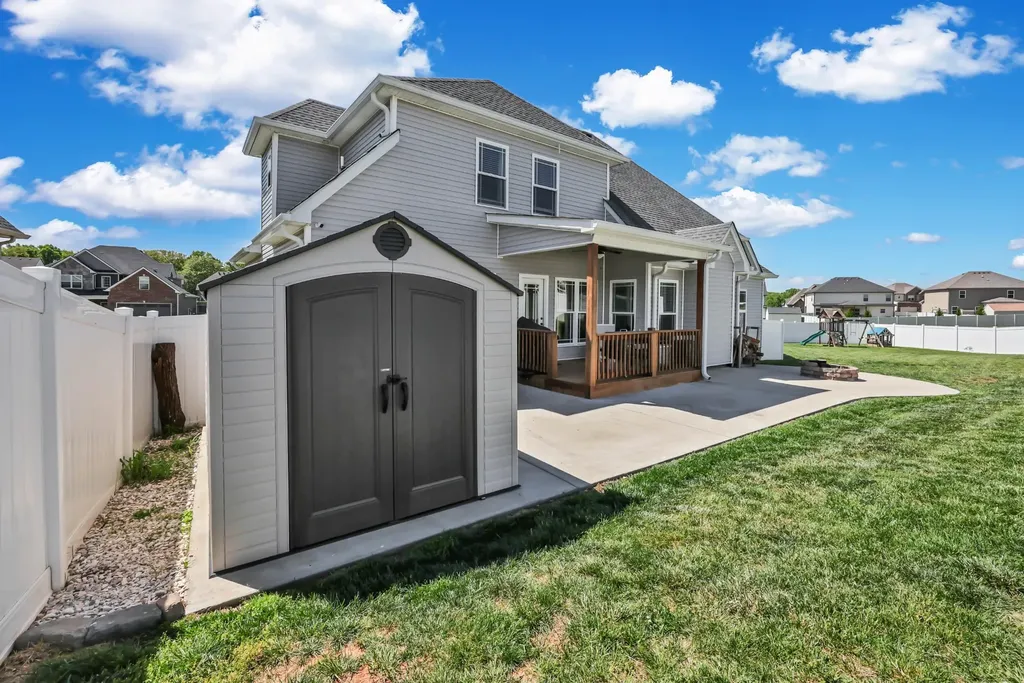 153 Chisum Court Clarksville TN 37043
