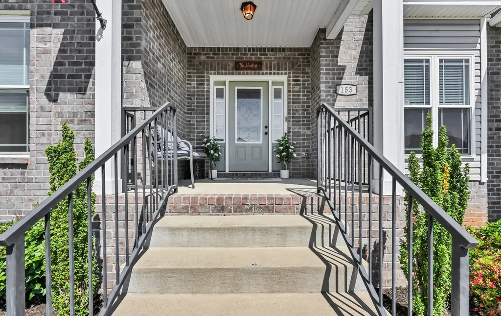 153 Chisum Court Clarksville TN 37043