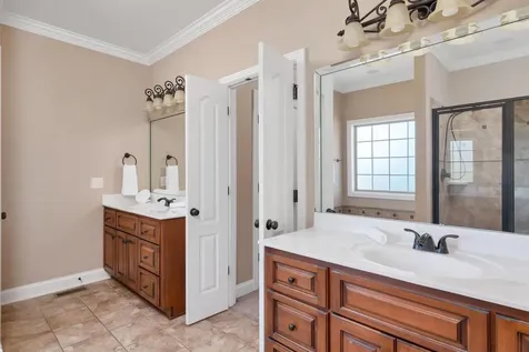219 Amana Drive Lebanon TN 37087