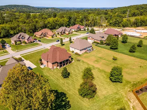 219 Amana Drive Lebanon TN 37087