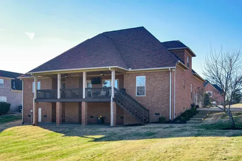 219 Amana Drive Lebanon TN 37087