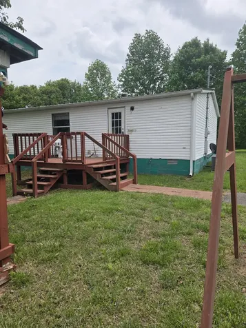 1513 Slaydenwood Road Cumberland Furnace TN 37051