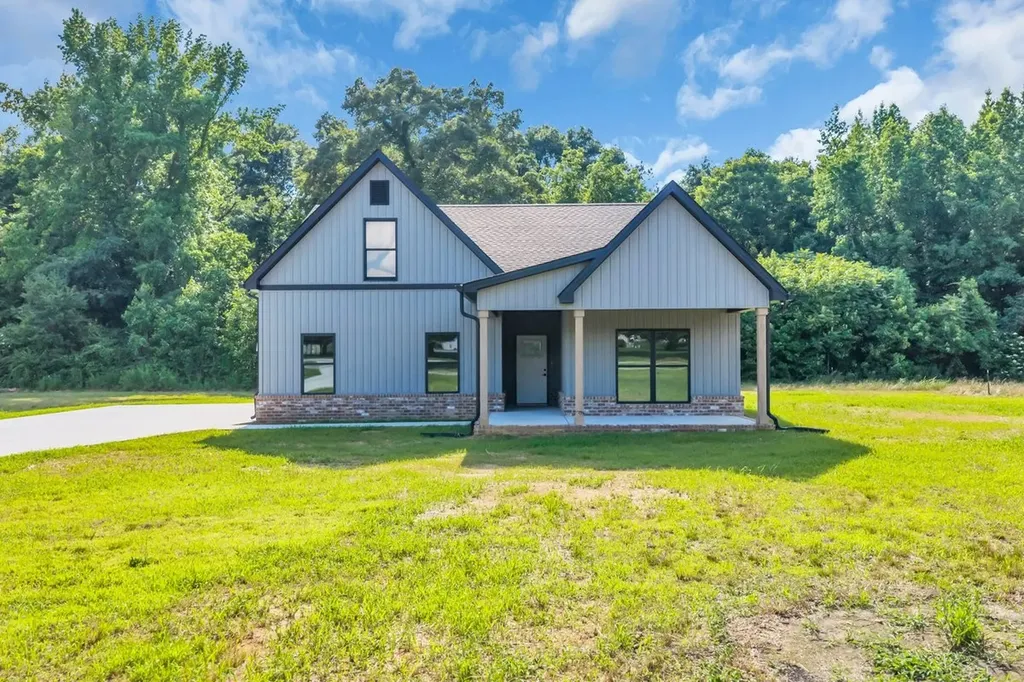 2728 Bains Road Hillsboro TN 37342