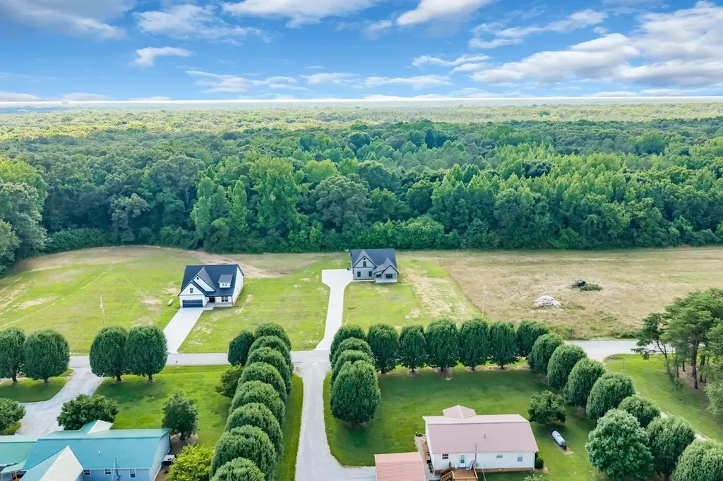 2728 Bains Road Hillsboro TN 37342