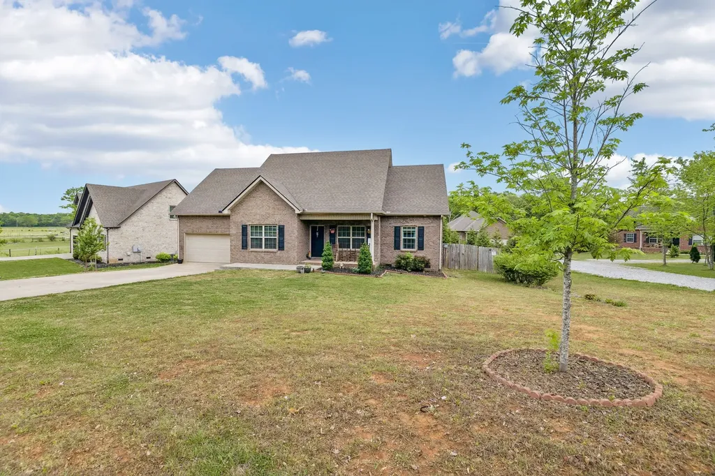 592 Twin Oak Drive Murfreesboro TN 37130