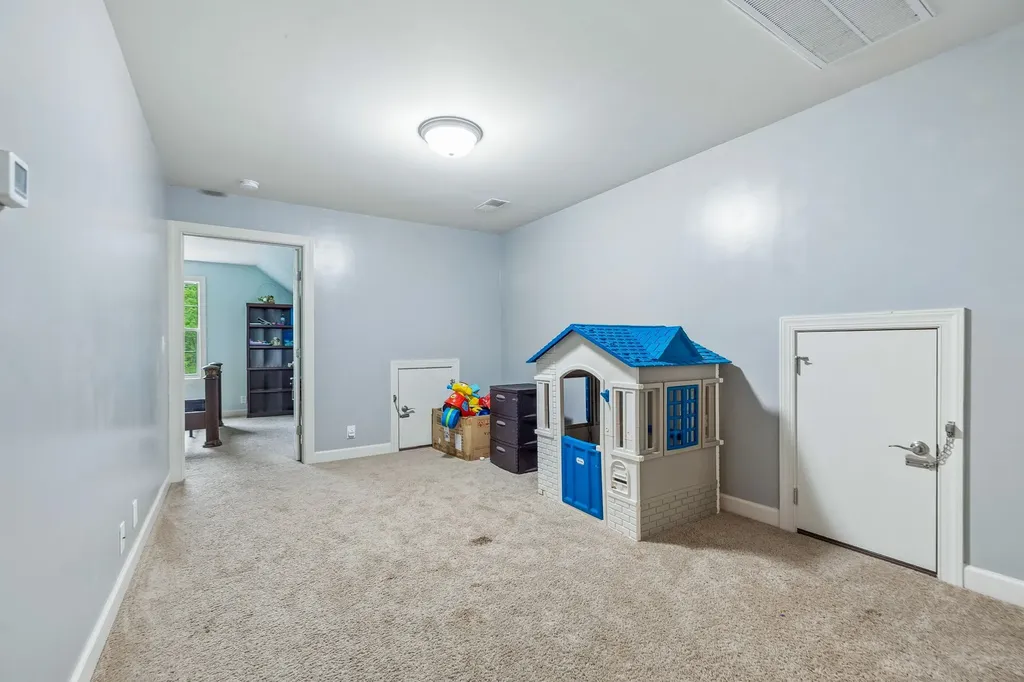 592 Twin Oak Drive Murfreesboro TN 37130